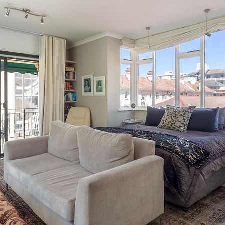 קייפטאון Cosy And Classy Sea Point Apartment מראה חיצוני תמונה