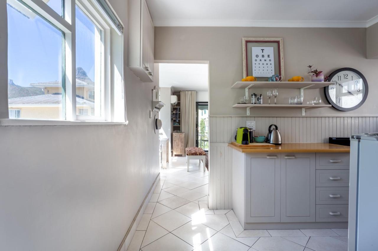 קייפטאון Cosy And Classy Sea Point Apartment מראה חיצוני תמונה