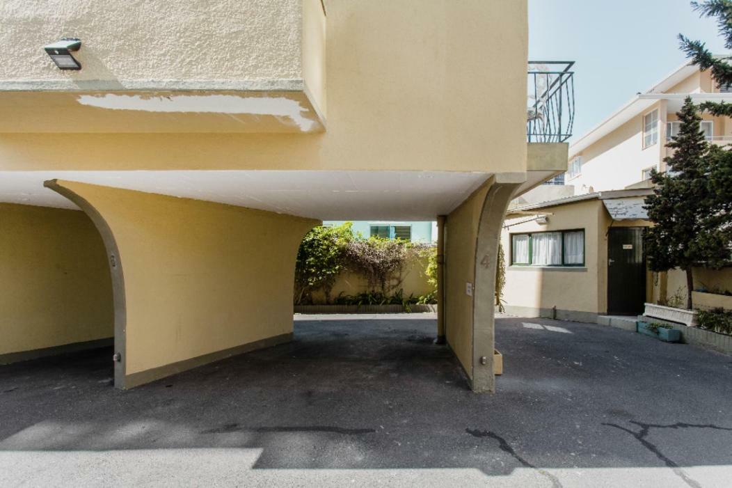 קייפטאון Cosy And Classy Sea Point Apartment מראה חיצוני תמונה